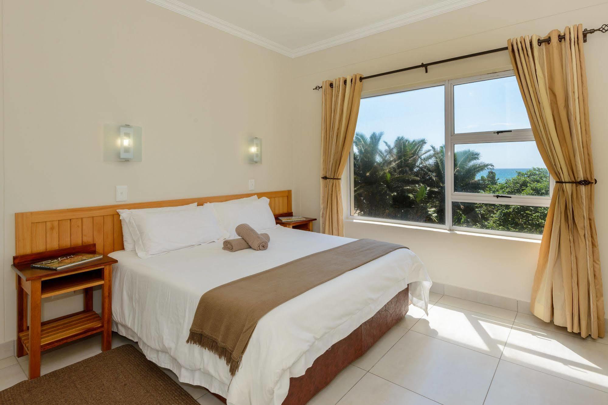 Tahiti Sands Margate Bagian luar foto